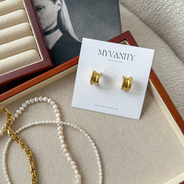 Auskarai GOLDEN HALF HOOPS