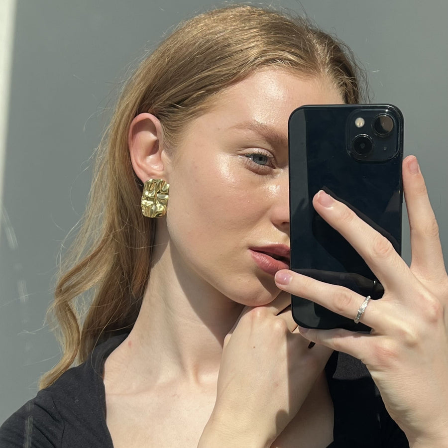 Auskarai SHAPED RECTANGULAR STUD