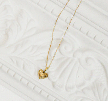 Kaklo papuošalas IRREGULAR HEART