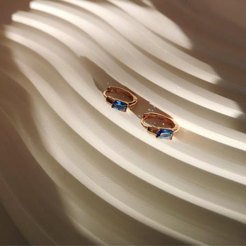 Auskarai BLUE MINI HOOPS